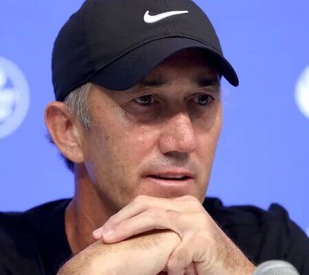 Darren Cahill Amazed by Yannik Sinner’s Perspective on Criticism