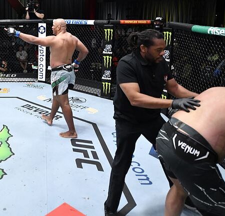 UFC Fighter Marcos Rogerio de Lima Suspended for Doping Violation