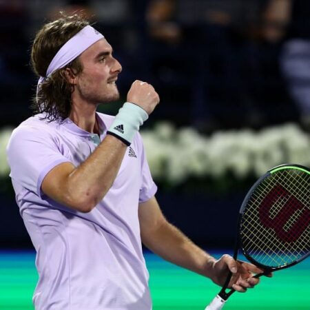 Stefanos Tsitsipas Returns to Top 10 After Dubai Triumph