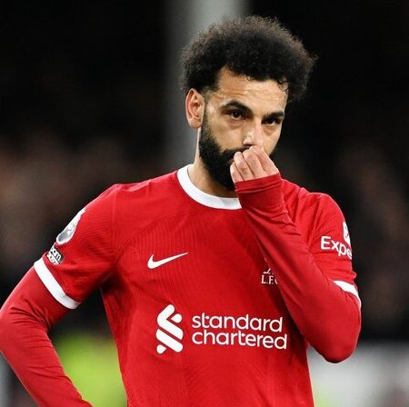 Will Mo Salah Stay at Liverpool? Former Coach Suggests Legacy Over Transfer