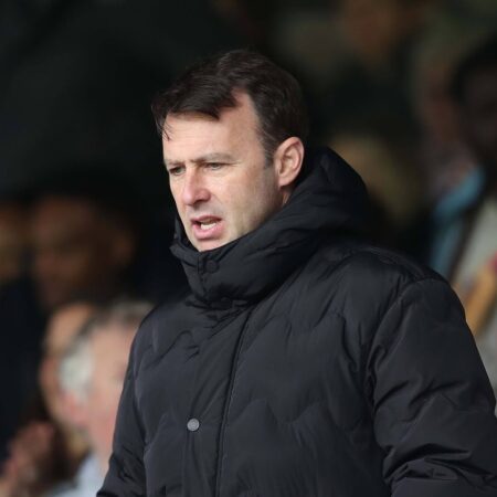 Dougie Freedman Leaves Crystal Palace for Saudi Club