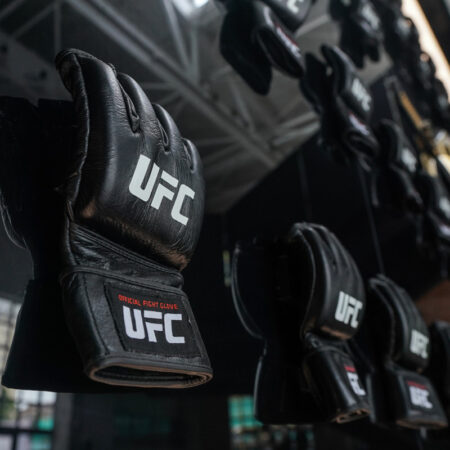 जेफ मोलिना ने बेटिंग स्कैंडल में 3 साल के निलंबन के बाद प्रतिक्रिया दी