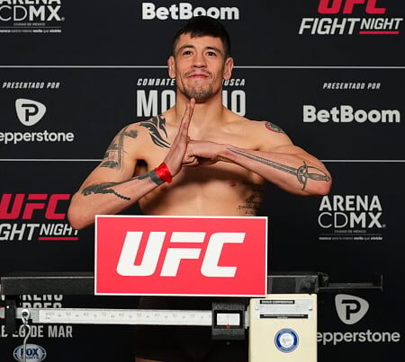 UFC Мехико: Прогнозы на бои