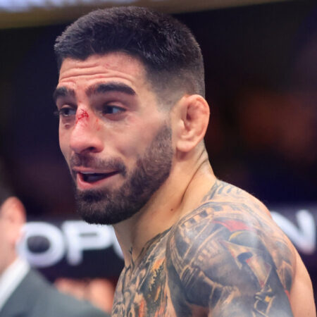 मॉर्निंग रिपोर्ट: इलिया टॉपुरिया ने इस्लाम मखाचेव पर ‘डर के संकेत दिखाने’ का आरोप लगाया