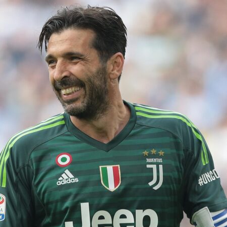 Buffon’s Son, Louis, Debuts Professionally at 17