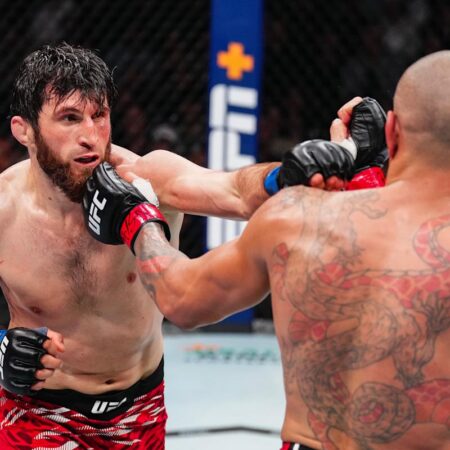 Football Legend Wins Mansion Fight in Divorce