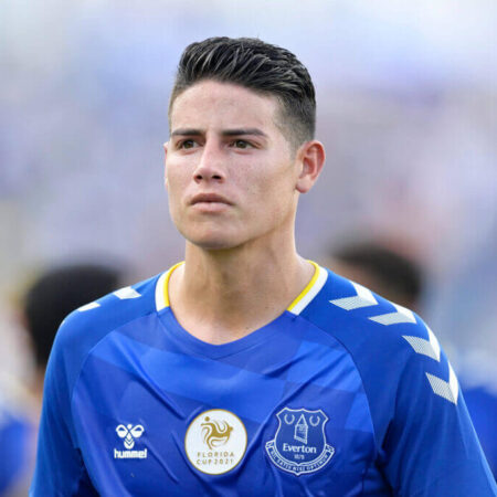 Everton Eyeing Shock Move for Sean Longstaff