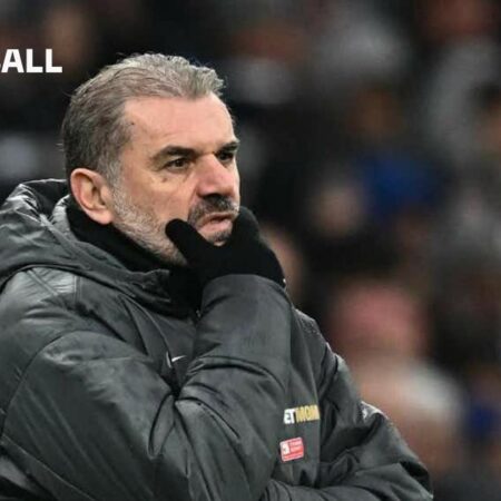 Postecoglou Reacts Angrily to Journalist’s Question Before Europa League Game