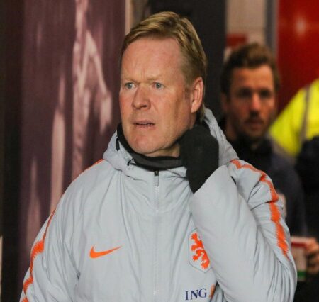 Koeman Slams Zirkzee, Citing Lack of Quality for Dutch National Team
