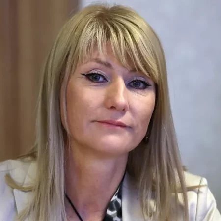 Журова объяснила смену гражданства Касаткиной отсутствием ‘российского воспитания’