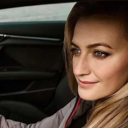 आज टॉमी हास का जन्मदिन है!