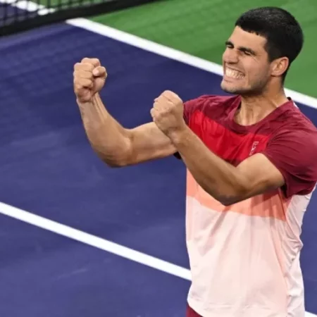 कार्लोस अलकराज ने GQ के कवर पर अपनी जगह बनाई