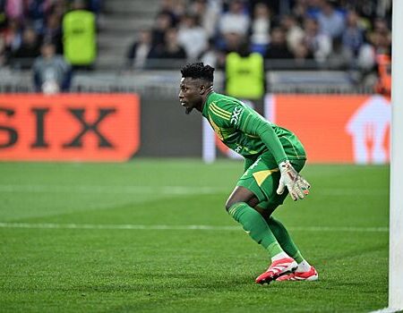 निककी बट की एरिक्सन पर तीखी टिप्पणी: ‘चल भी नहीं सकता, दौड़ भी नहीं सकता’