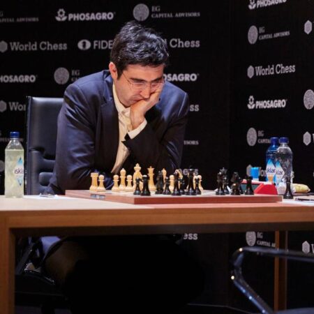 शतरंज के बोर्ड पर नैतिकता का प्रश्न: FIDE का कड़ा संदेश